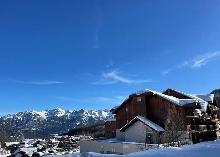 Puy St Vincent 1800 au pied des pistes