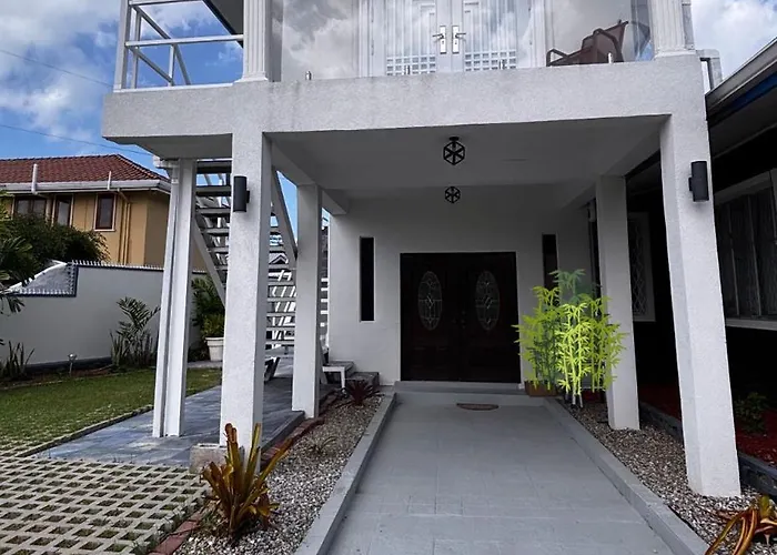Elm'S Secret Nest, Westmoorings-2 Bedroom Suite And Pool