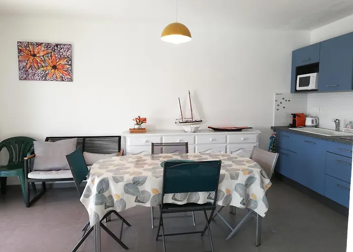 Superbe appartement avec vue sur mer et port, parking privé
