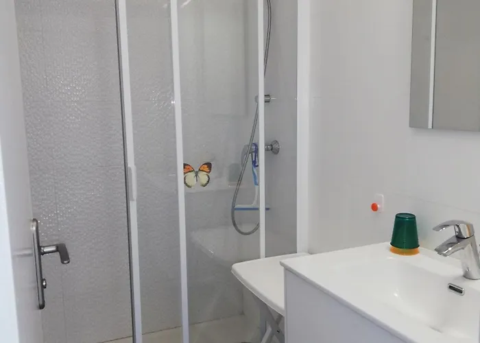 Superbe appartement avec vue sur mer et port, parking privé