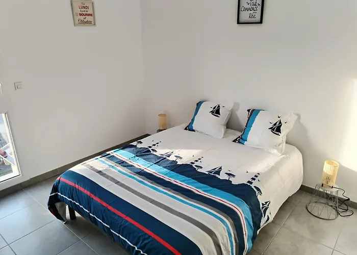 Appartement à 50 m de la mer, idéal famille