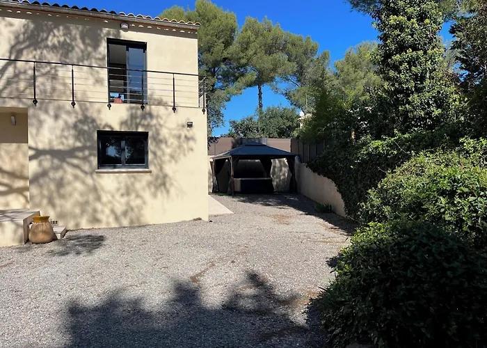 Villa neuve 5 ch et Jacuzzi