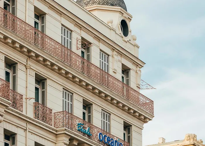 Hôtel accueillant les animaux: Escale Oceania Marseille Vieux Port