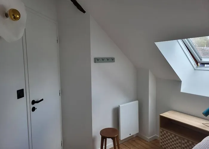 Maison rénovée à 80m de la plage, charme et confort