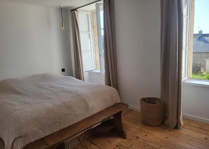 Maison rénovée à 80m de la plage, charme et confort