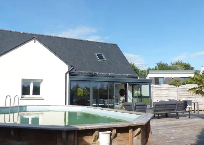 Confortable maison avec piscine a Larmor Baden
