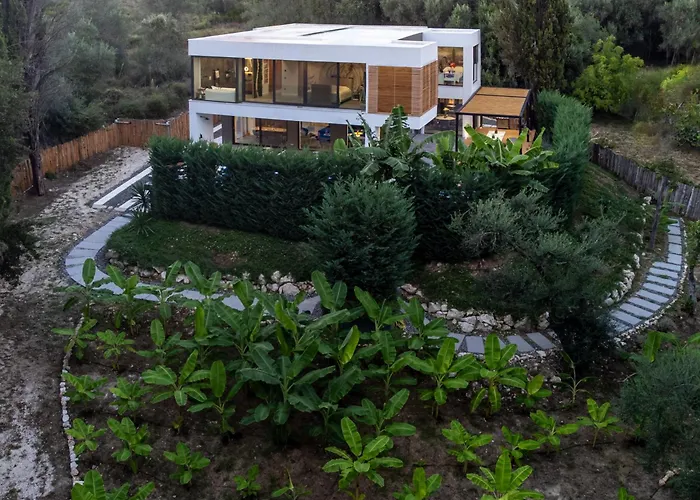 La Fortuna Villa - Award Winning Luxury Villa Close To Corfu Town