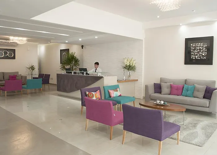 Columbia Palace Hotel