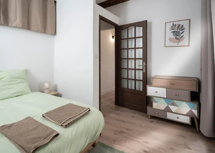 Charmant Appartement au Cœur du Village de Bedoin