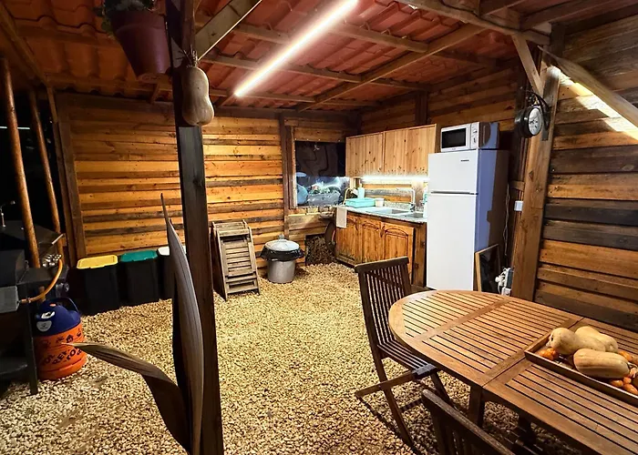Hotel cerca del colegio: Glamping Finca el Olivo