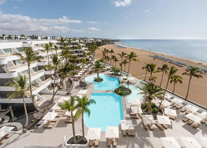 Strandhotel: Plus Fariones Suite Hotel