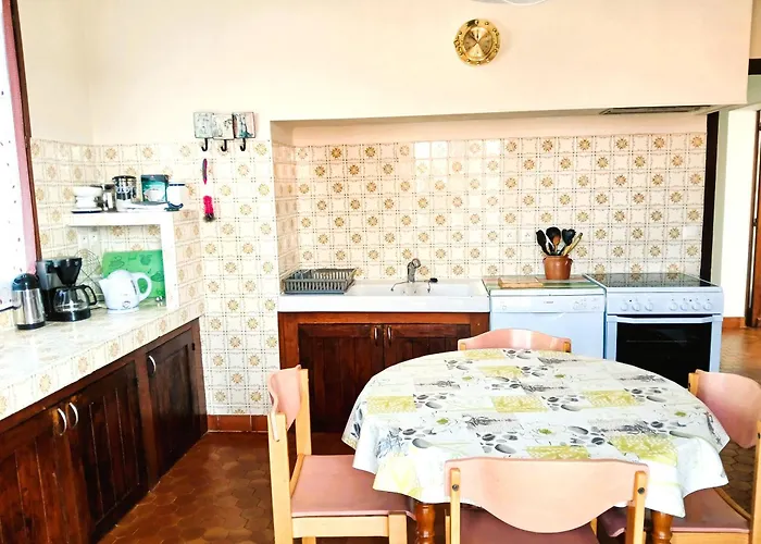 Spacieux appartement proche centre et piscine