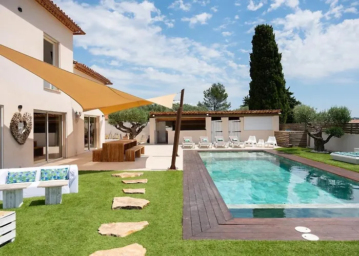 Villa d'exception avec piscine - Le Mas des Filles