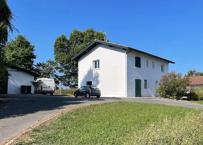 Appartement Entre Mer & Montagne, A La Campagne