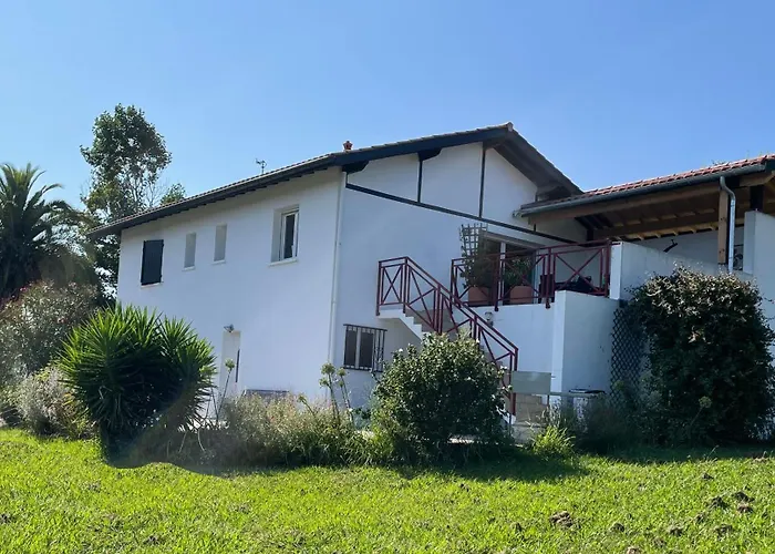 Appartement Entre Mer & Montagne, A La Campagne