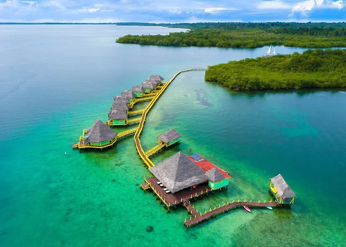Pets Allowed Hotel Punta Caracol Acqua Lodge