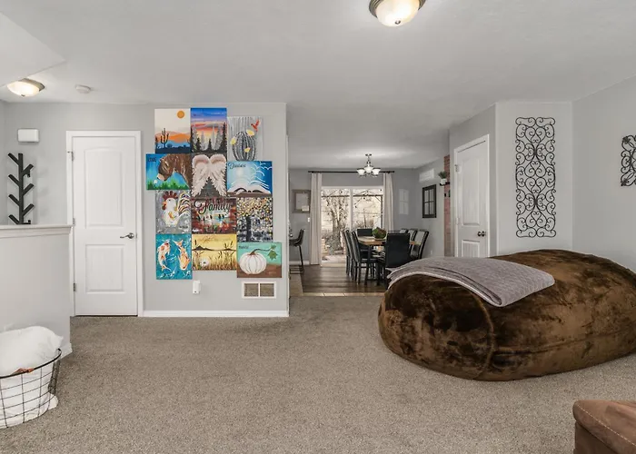 Mountain-View Townhouse