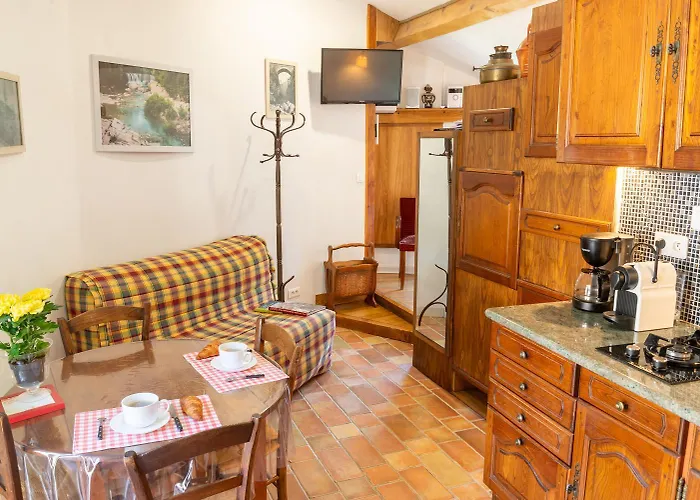 Gîte Location 2/4 personnes à Palhères