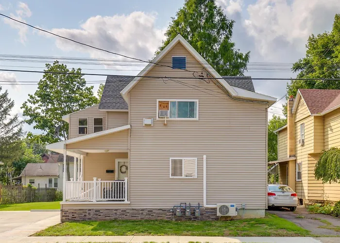 'Little Piece Of Heaven' Rental Near Dtwn Corning!