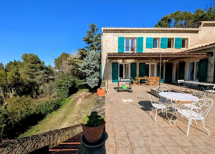 Les Calades - Piscine, Parc, Parking