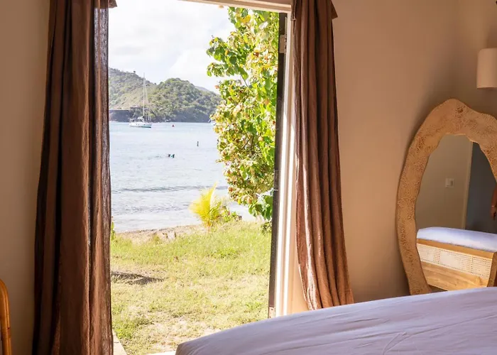 Galleon Beach 2 Bedroom Cottages