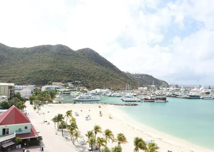 Panoramic Ocean View Flat-St Maarten