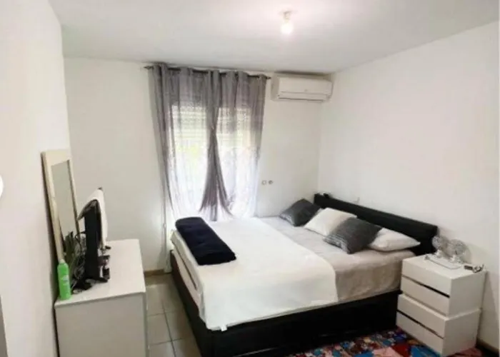 Villa F5 With Pool Close To Beach And Amenities