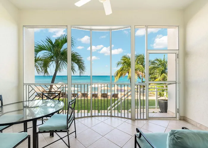 Beachfront 2Br Walk-Out King Queen, Pool