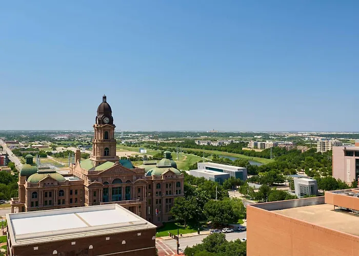 Pet Friendly hotel: The Worthington Renaissance Fort Worth Hotel