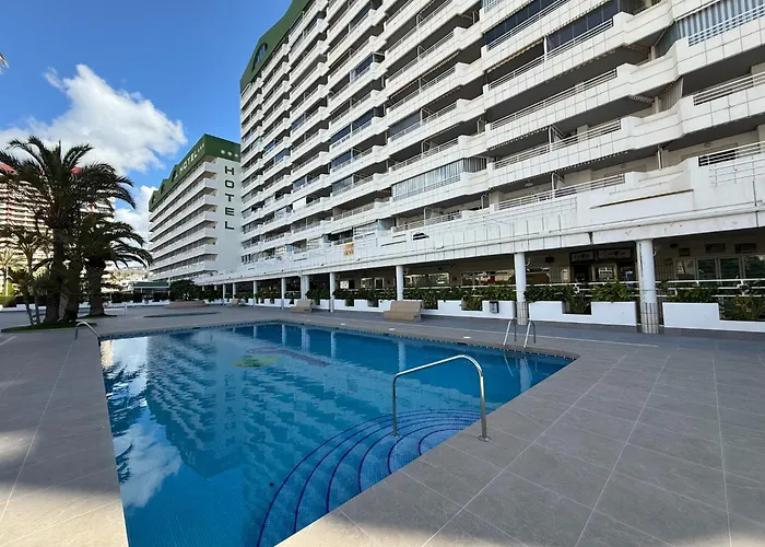 Hotel cerca del colegio: Apartamentos Esmeralda Unitursa