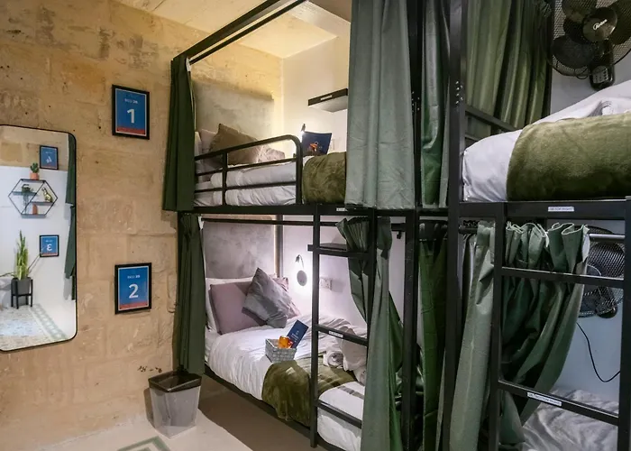 Mandera'S Boutique Suites & Dorms
