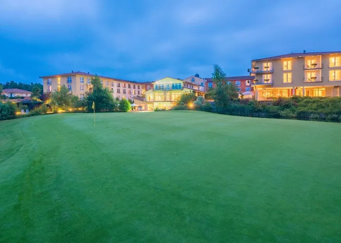  Western Premier Castanea Resort