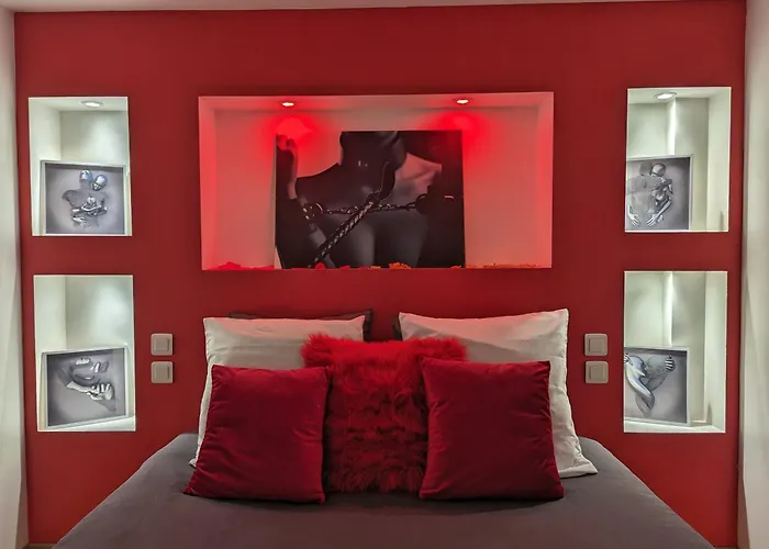 Dark Room Perpignan aux 50 nuances Jacuzzi Privé