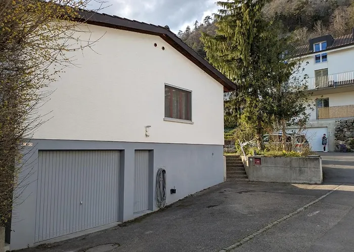 Renovated Villa With Hottub
