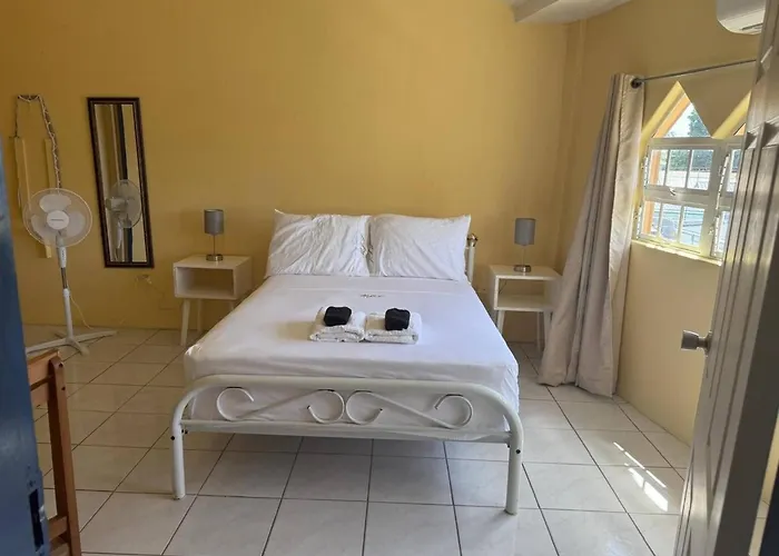Charming Studio In Port Of Spain With Pool Access