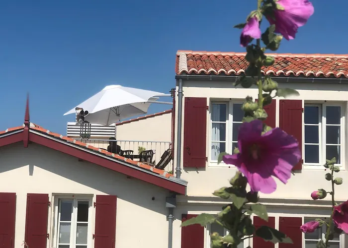 Escale Aixoise, gîte de vacances, vue mer, 5 chambres