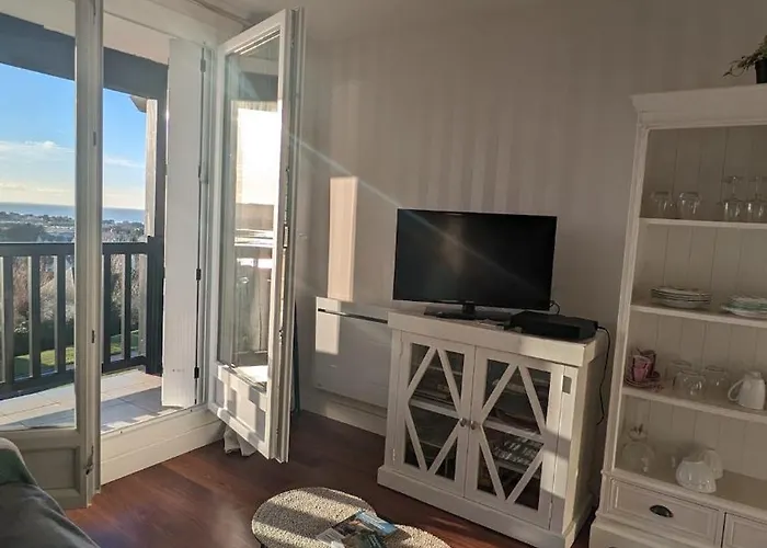 Le Panoramique, F2- vue imprenable, wifi&parking