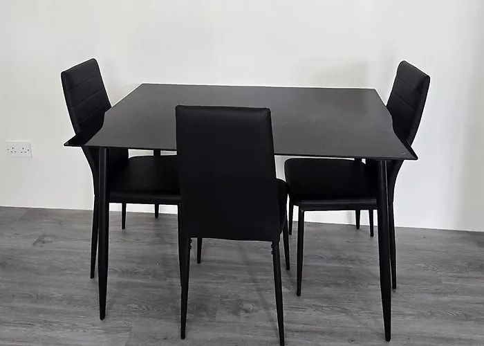 Amiah'S Residence - Spacious Two Bedroom Apartment In St George
