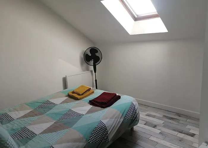 Appartement climatisé avec parking privé gratuit