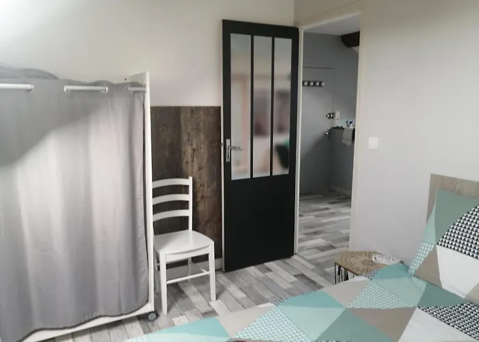 Appartement climatisé avec parking privé gratuit