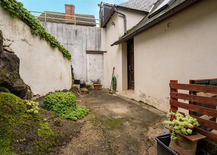 On The Rocks - Alpes Mancelles - Jardin