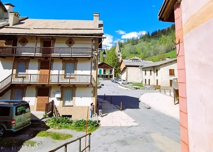 La Frisanfave, Maison de village, centre 65M2