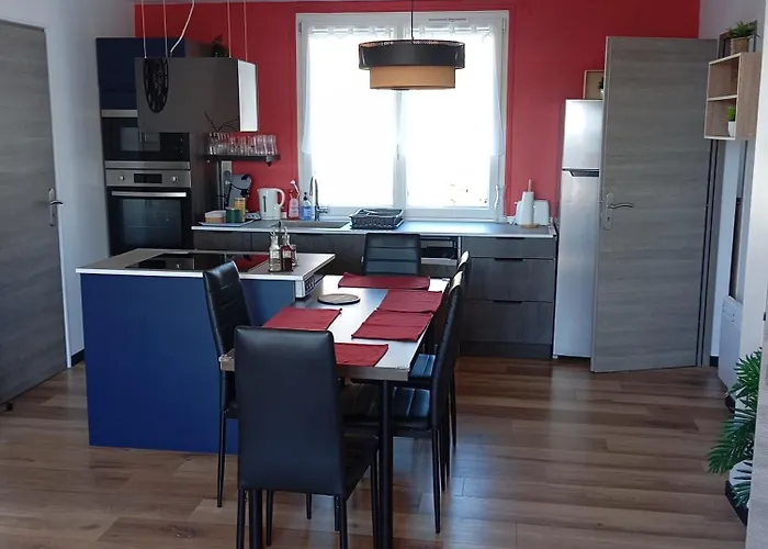 T3, 2 chambres avec parking privé