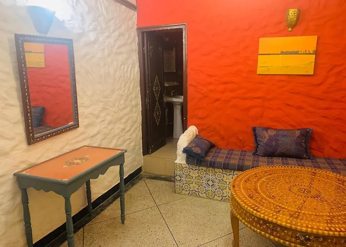 Hotel Sahara
