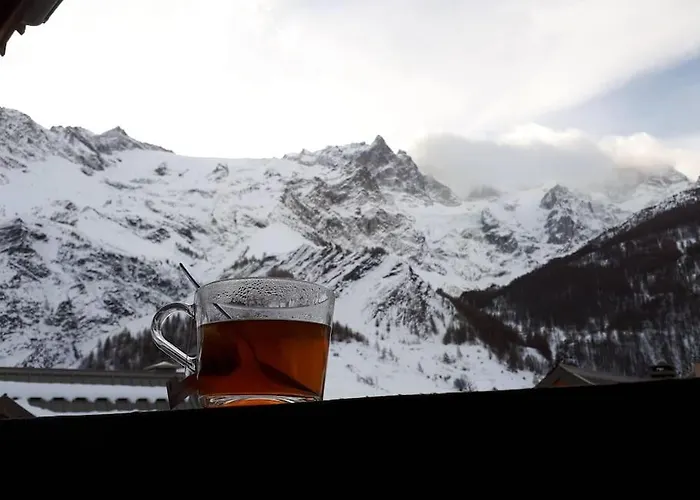 Le Lodge - Au coeur du village