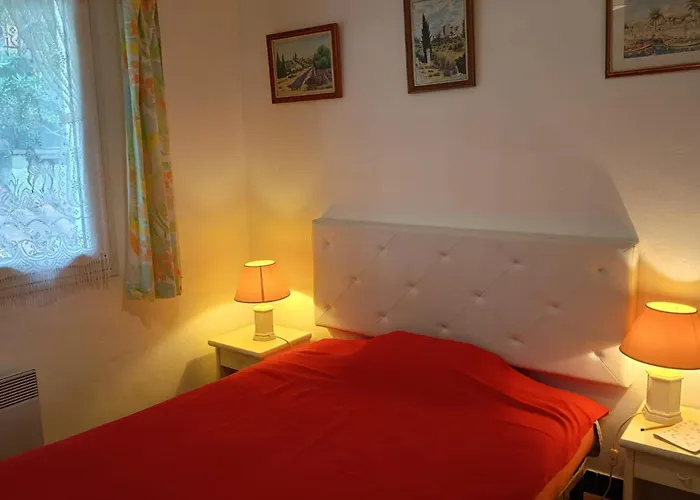 Apartment With Terraces In Rayol-Canadel-Sur-Mer