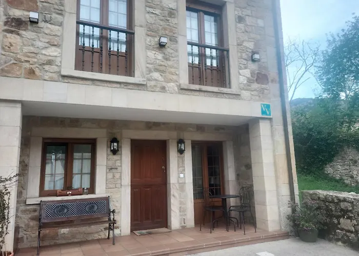 Chalet: La Casa de la Vega