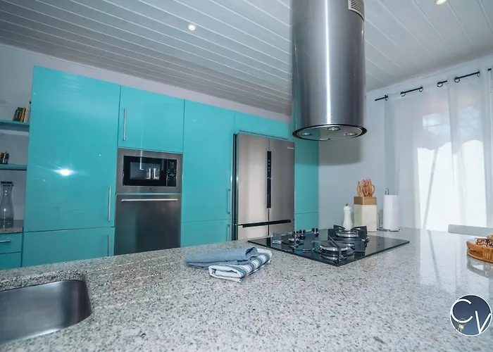 Villa et appartement à Goudargues