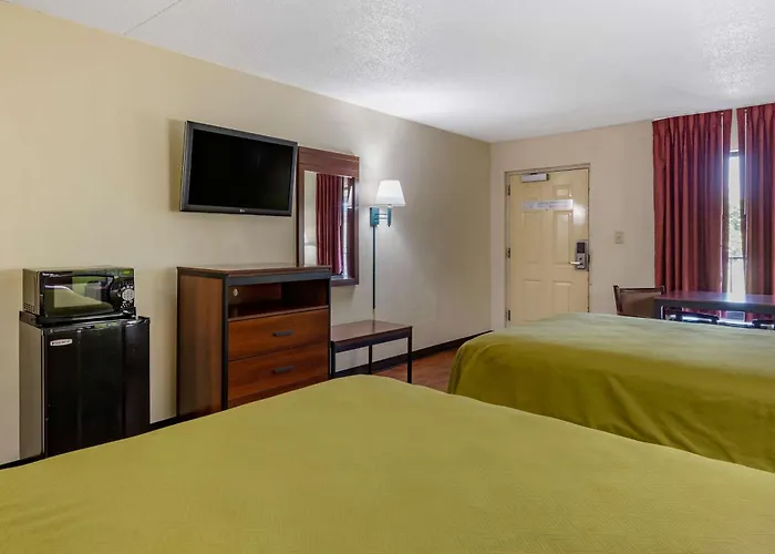 Econo Lodge Fayetteville I-95