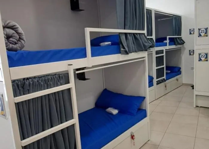 Hotel cerca del colegio: Albergue Albas EXCLUSIVO para Peregrinos